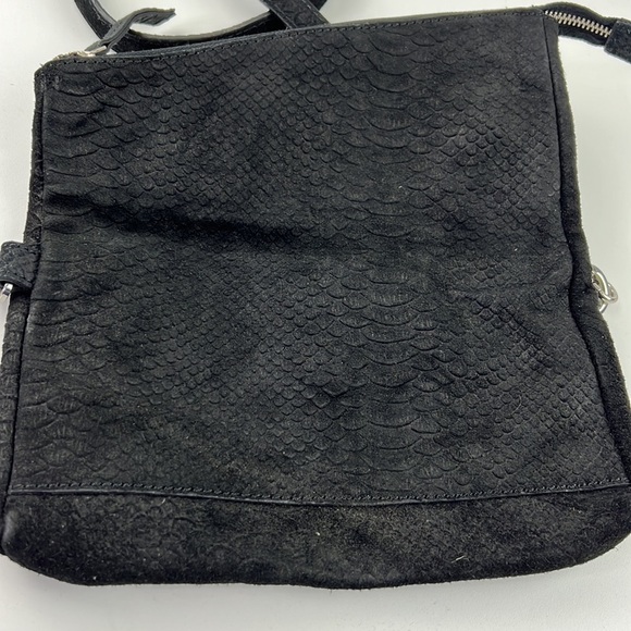 Sinequanone Calfskin Leather Suede Crossbody Purse - Picture 3 of 10